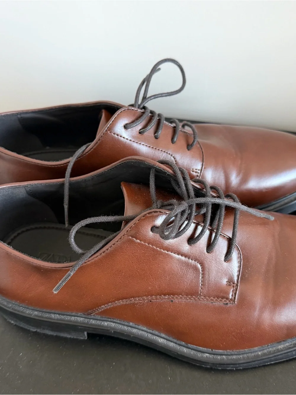 Zara polished brown